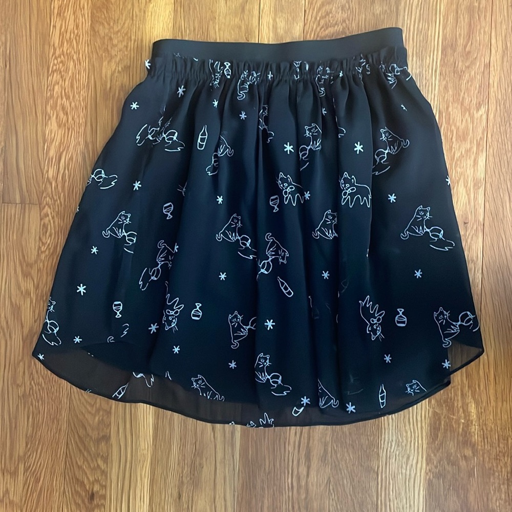 Black skirt with cat print